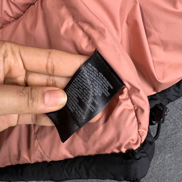 The‎ North Face 700 Fill Down Vest Womens Small Black Pink Lined Puffer - Picture 8 of 9